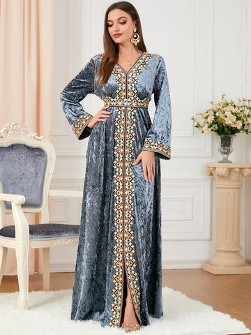 Velvet Muslim Dress Women Abaya Embroidery Morocco Party Dress Winter Thicken Split Abayas Kaftan Islam Turkey Arabic Long Robe