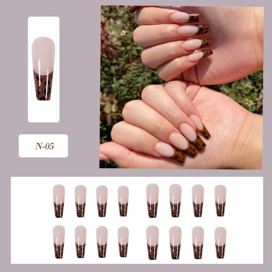 24pcs artificial nails Nude Gradient Nail Patch Rhinestone Inlaid Glue Type Removable  Manicure nail tips